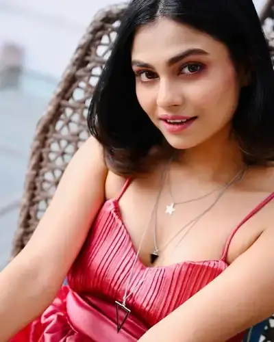 Escort Service Partapgarh